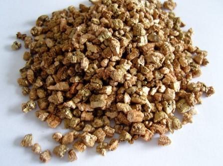 無土栽培基質(zhì)蛭石.jpg 無土栽培基質(zhì)蛭石.jpg